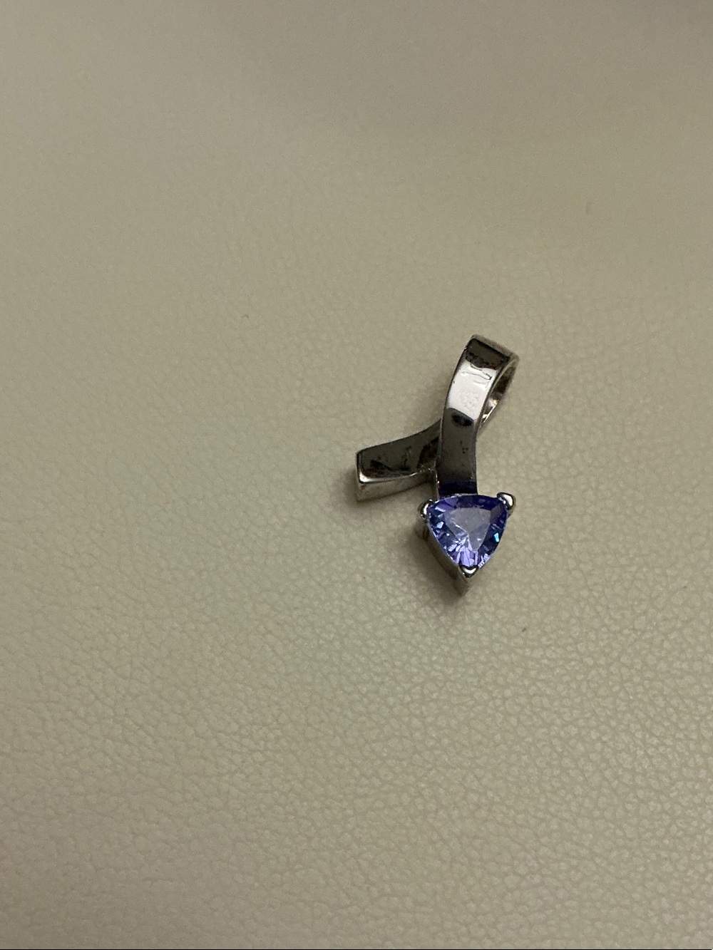 Sterling Silver Pendant with Heart-Shaped Lavender Gem